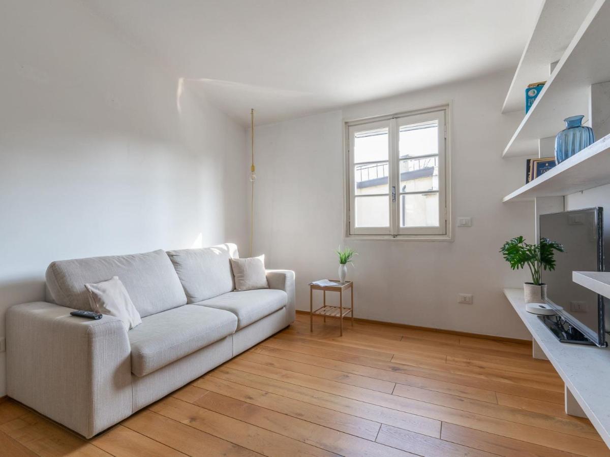 The Best Rent - Lovely One-Bedroom Apartment In Moscova มิลาน ภายนอก รูปภาพ